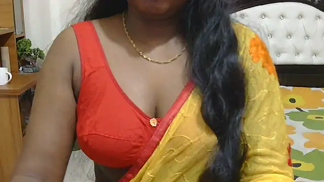 Snapshot of esita_1212 chatting on September 14, 2025, 2:23 am esita 1212 online show from September 14, 2025, 2:23 am