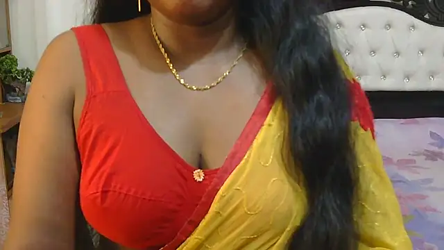 Snapshot of esita_1212 chatting on September 16, 2025, 2:23 am esita 1212 online show from September 16, 2025, 2:23 am