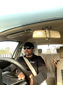 Dick 6inches online show from November 14, 2025, 4:38 am