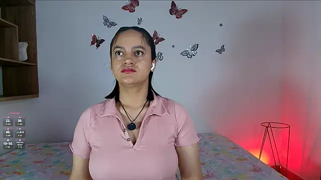 Snapshot of VICTORIABLACK_@xh chatting on November 18, 2025, 11:02 am VICTORIABLACK xh online show from November 18, 2025, 11:02 am