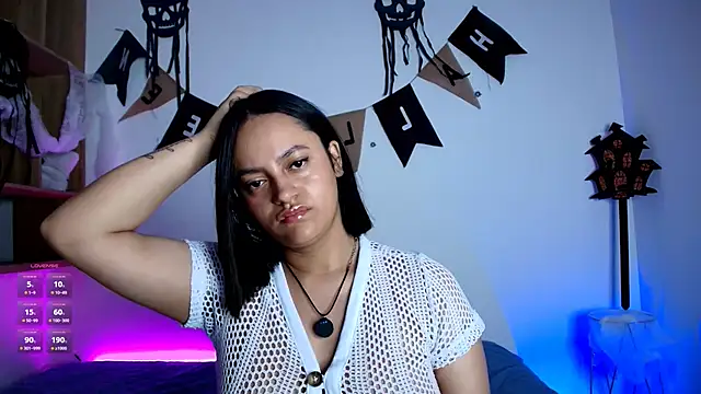 Snapshot of VICTORIABLACK_@xh chatting on October 10, 2025, 11:11 am VICTORIABLACK xh online show from October 10, 2025, 11:11 am