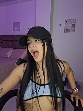 Snapshot of heyshaa chatting on November 5, 2025, 9:07 pm heyshaa online show from November 5, 2025, 9:07 pm