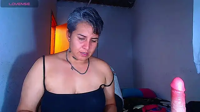Snapshot of Yessi_rousse chatting on July 10, 2026, 6:52 pm Yessi rousse online show from July 10, 2026, 6:52 pm