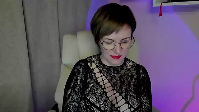 Snapshot of feliziaDesire chatting on May 21, 2026, 7:55 pm feliziaDesire online show from May 21, 2026, 7:55 pm
