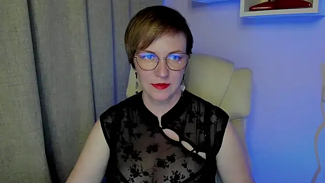 Snapshot of feliziaDesire chatting on June 24, 2026, 4:05 pm feliziaDesire online show from June 24, 2026, 4:05 pm