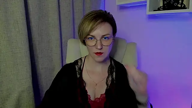 Snapshot of feliziaDesire chatting on July 21, 2026, 1:23 pm feliziaDesire online show from July 21, 2026, 1:23 pm