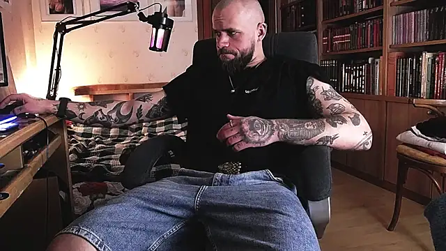 FindomJason online show from May 16, 2026, 6:07 pm