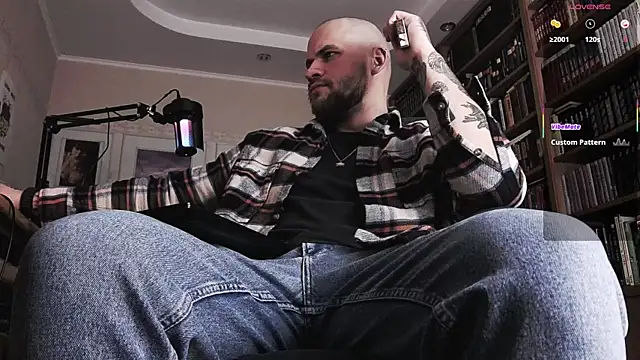 Snapshot of FindomJason chatting on November 15, 2025, 9:30 pm FindomJason online show from November 15, 2025, 9:30 pm