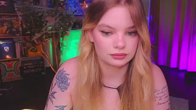 Hottie Jane online show from October 24, 2025, 9:30 am