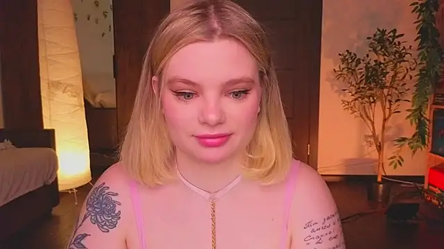 Hottie Jane online show from April 17, 2026, 11:35 am