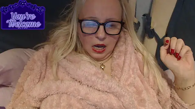 martachatte online show from March 23, 2026, 8:41 pm