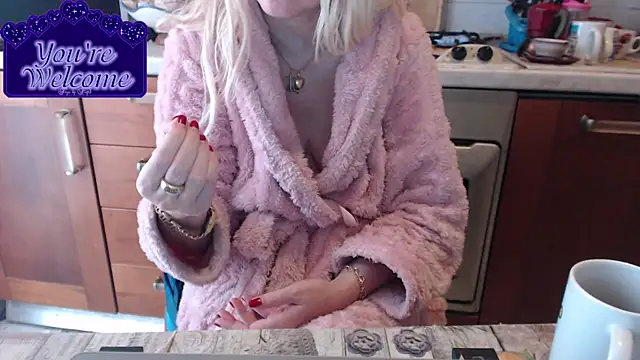 martachatte online show from February 19, 2026, 9:06 am