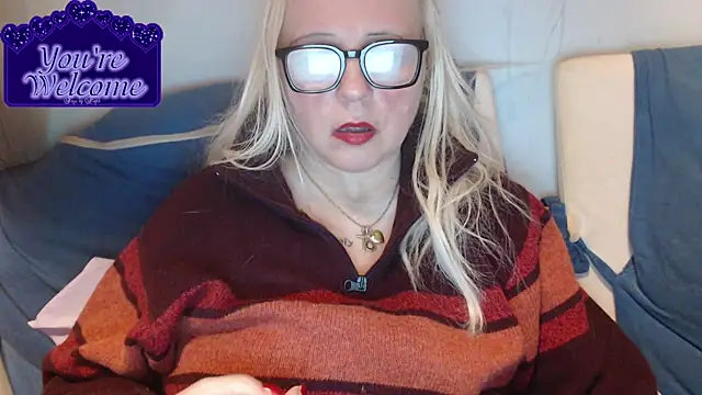 martachatte online show from March 22, 2026, 8:32 pm