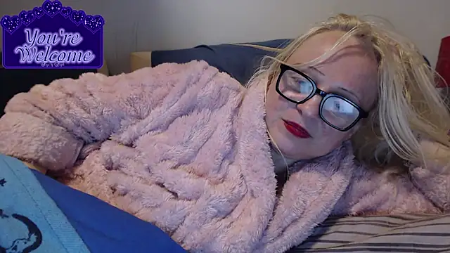 martachatte online show from February 21, 2026, 8:33 pm