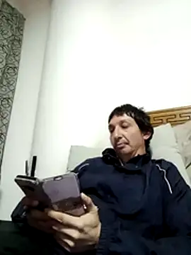 Snapshot of Pacobakan042 chatting on June 1, 2026, 12:33 am Pacobakan042 online show from June 1, 2026, 12:33 am