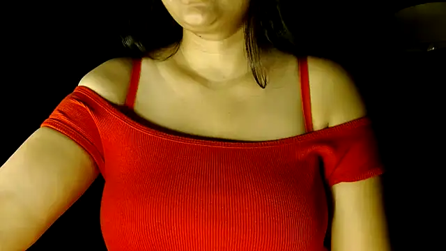 Snapshot of janifer001 chatting on May 1, 2026, 4:45 pm janifer001 online show from May 1, 2026, 4:45 pm