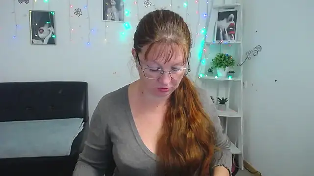 VanessaHotts online show from September 20, 2025, 5:12 am