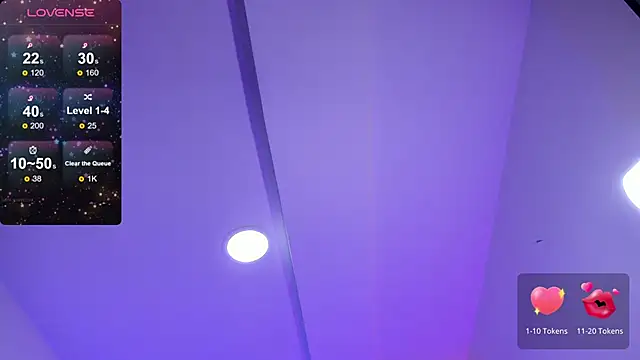 Snapshot of miss_kitty chatting on October 21, 2025, 12:43 am miss kitty online show from October 21, 2025, 12:43 am