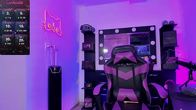 miss kitty online show from February 12, 2026, 11:59 pm