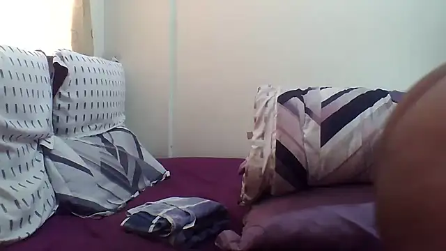 Snapshot of AddictiveAssCurves chatting on October 5, 2025, 9:22 am AddictiveAssCurves online show from October 5, 2025, 9:22 am