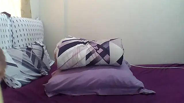 Snapshot of AddictiveAssCurves chatting on October 4, 2025, 9:33 am AddictiveAssCurves online show from October 4, 2025, 9:33 am