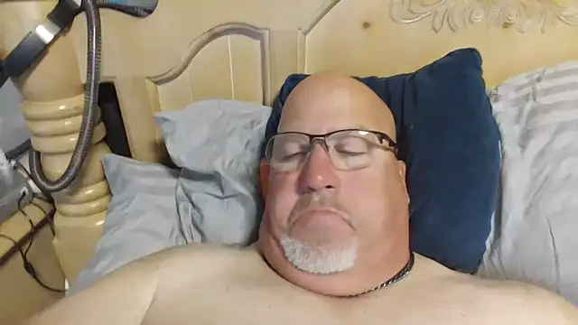 Bigbear0563 online show from June 2, 2026, 4:07 pm