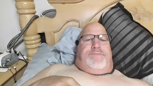 Bigbear0563 online show from October 29, 2025, 4:17 pm