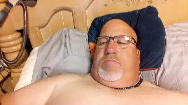 Bigbear0563 online show from June 10, 2026, 6:25 am