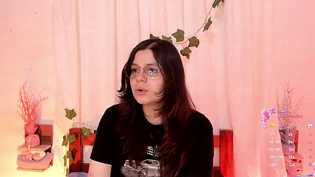 Snapshot of Mey_moon chatting on March 12, 2025, 2:09 am Mey moon online show from March 12, 2025, 2:09 am