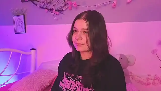 Mey moon online show from March 25, 2026, 5:07 am