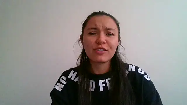  andygirl online show from May 19, 2026, 10:17 pm