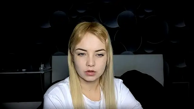 Snapshot of StephanieSweety chatting on November 27, 2025, 11:43 am StephanieSweety online show from November 27, 2025, 11:43 am