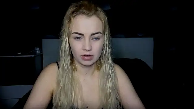 Snapshot of StephanieSweety chatting on November 21, 2025, 9:30 am StephanieSweety online show from November 21, 2025, 9:30 am