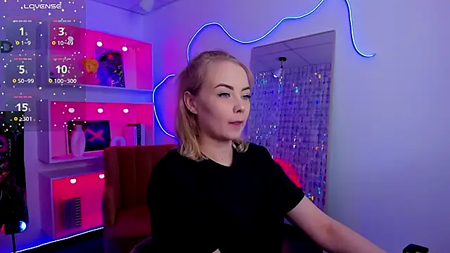 Snapshot of StephanieSweety chatting on February 16, 2026, 5:44 pm StephanieSweety online show from February 16, 2026, 5:44 pm