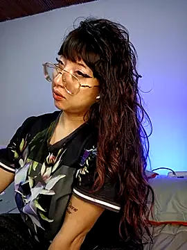 Piafisher1 online show from November 13, 2025, 1:09 am