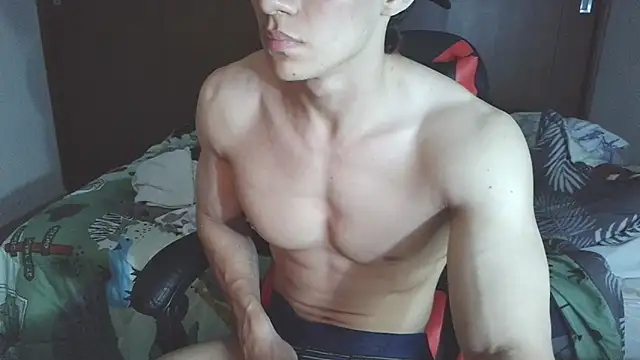 aresholland online show from September 14, 2025, 4:13 am