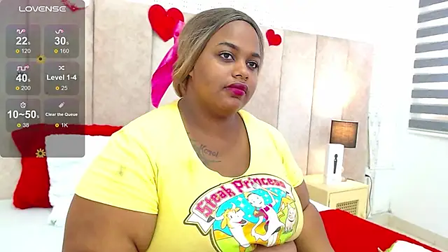 Snapshot of KiaraBrownn chatting on March 8, 2025, 12:20 pm KiaraBrownn online show from March 8, 2025, 12:20 pm