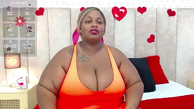 Snapshot of KiaraBrownn chatting on March 21, 2025, 9:23 pm KiaraBrownn online show from March 21, 2025, 9:23 pm