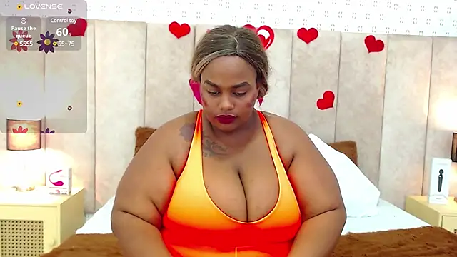 Snapshot of KiaraBrownn chatting on March 17, 2025, 11:42 am KiaraBrownn online show from March 17, 2025, 11:42 am