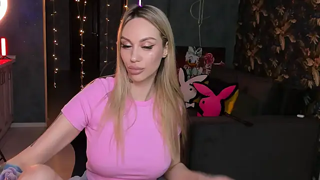 Blckmirrorr online show from January 1, 2025, 6:59 pm