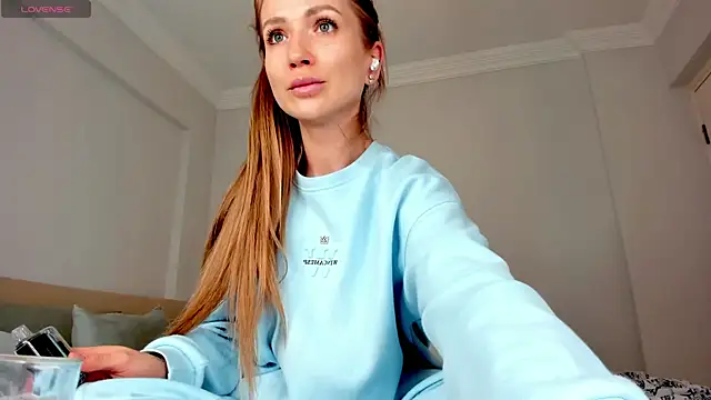 Snapshot of Miya_Nika chatting on January 30, 2025, 7:48 pm Miya Nika online show from January 30, 2025, 7:48 pm