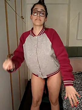 Snapshot of princiana chatting on February 16, 2025, 8:33 pm princiana online show from February 16, 2025, 8:33 pm