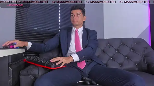 massimo g online show from April 12, 2026, 11:57 am