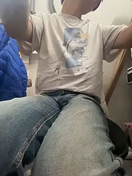 wSilEliaXm online show from February 11, 2026, 8:47 am