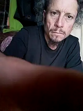 pauloandres online show from October 25, 2025, 10:10 pm