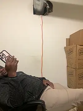 Snapshot of africandickxxl chatting on November 22, 2025, 11:42 am africandickxxl online show from November 22, 2025, 11:42 am