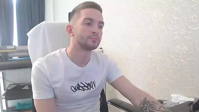 Snapshot of Marselle_Laker chatting on February 16, 2025, 9:48 am Marselle Laker online show from February 16, 2025, 9:48 am