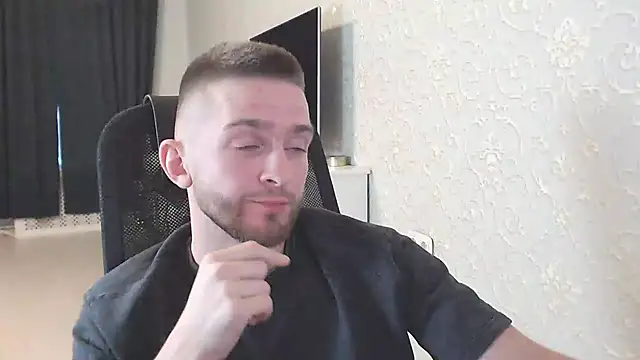 Snapshot of Marselle_Laker chatting on January 10, 2025, 8:29 am Marselle Laker online show from January 10, 2025, 8:29 am