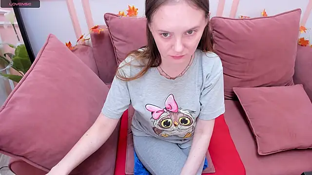 JannaVerdi  online show from October 24, 2025, 6:34 am