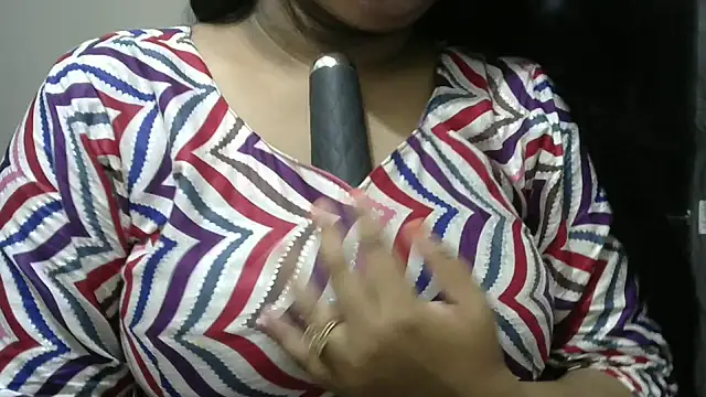 Snapshot of Bengalisexygirl chatting on July 3, 2026, 12:33 pm Bengalisexygirl online show from July 3, 2026, 12:33 pm